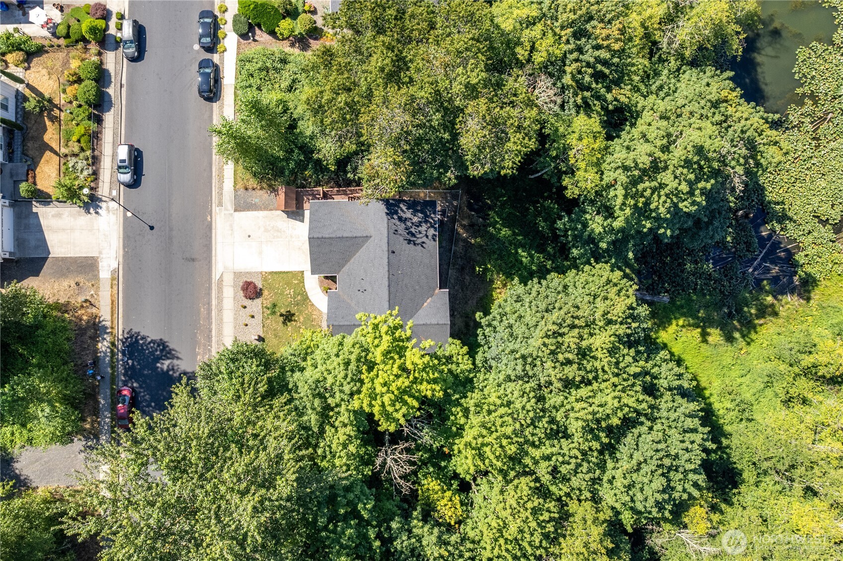 175 Shoreview Drive Kelso, WA 98626 - Photo 32 of 35 an aerial view of a house with a yard and garden