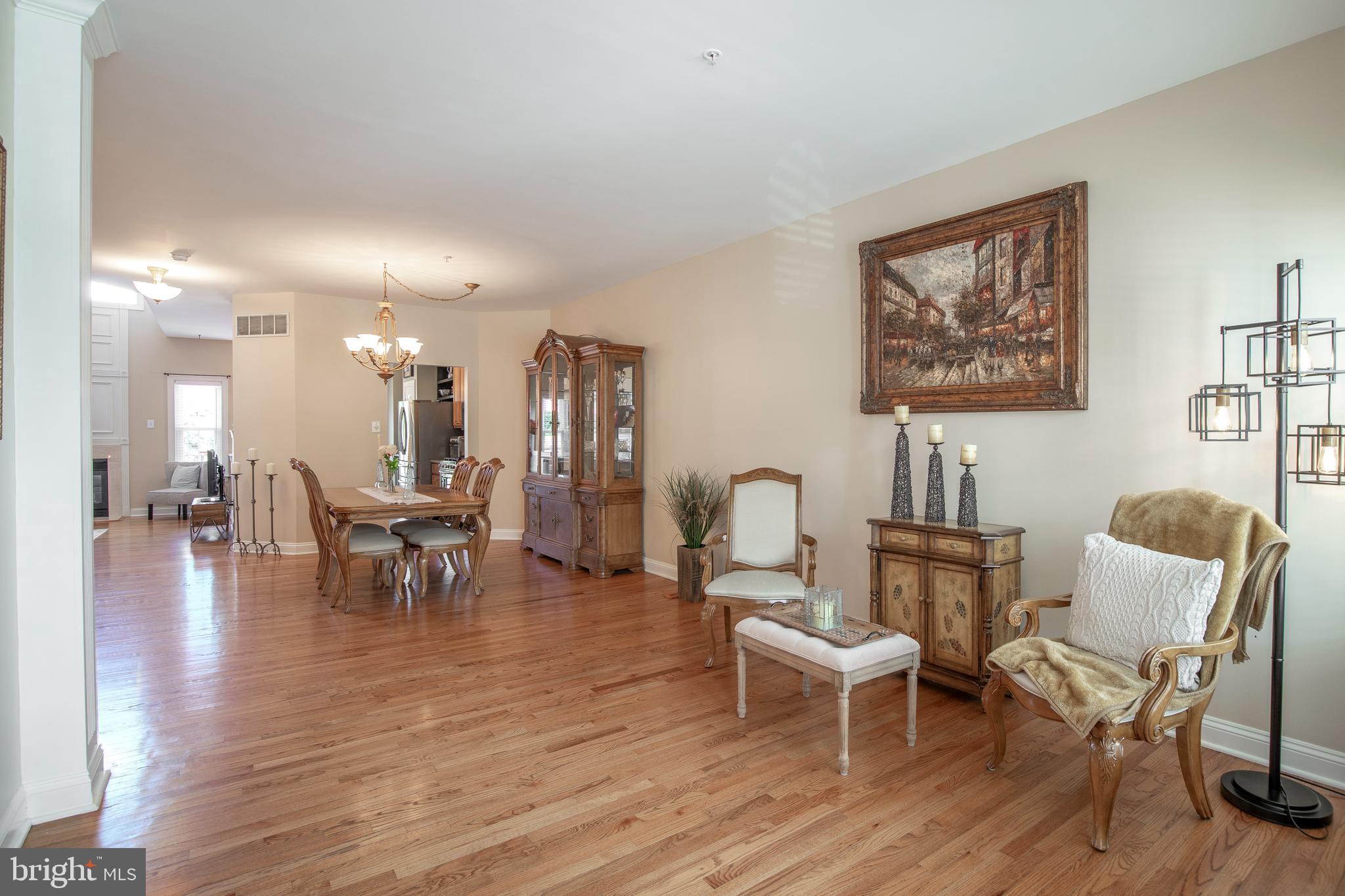 4625 Old Oak Road Doylestown, PA 18902 - Photo 5 of 43