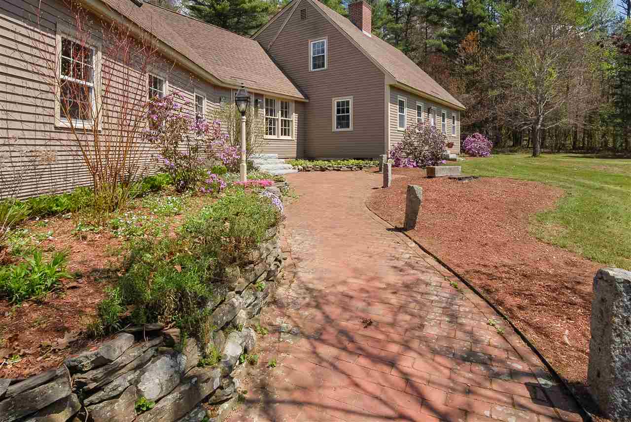 200 Lovejoy Road Loudon, NH 03307 - Photo 4 of 34