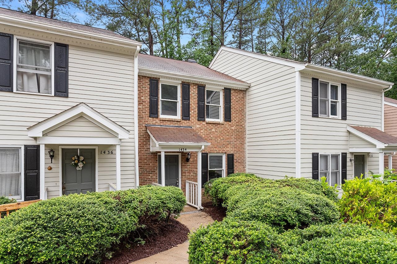 1434 Kent Road Raleigh, NC 27606 - Photo 1 of 24 Photo 1