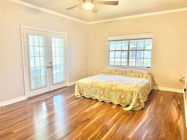 $715,000 | 1110 Robinson Road, La Porte, TX 77571