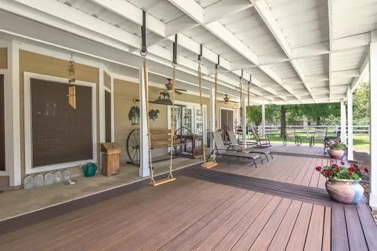 $715,000 | 1110 Robinson Road, La Porte, TX 77571