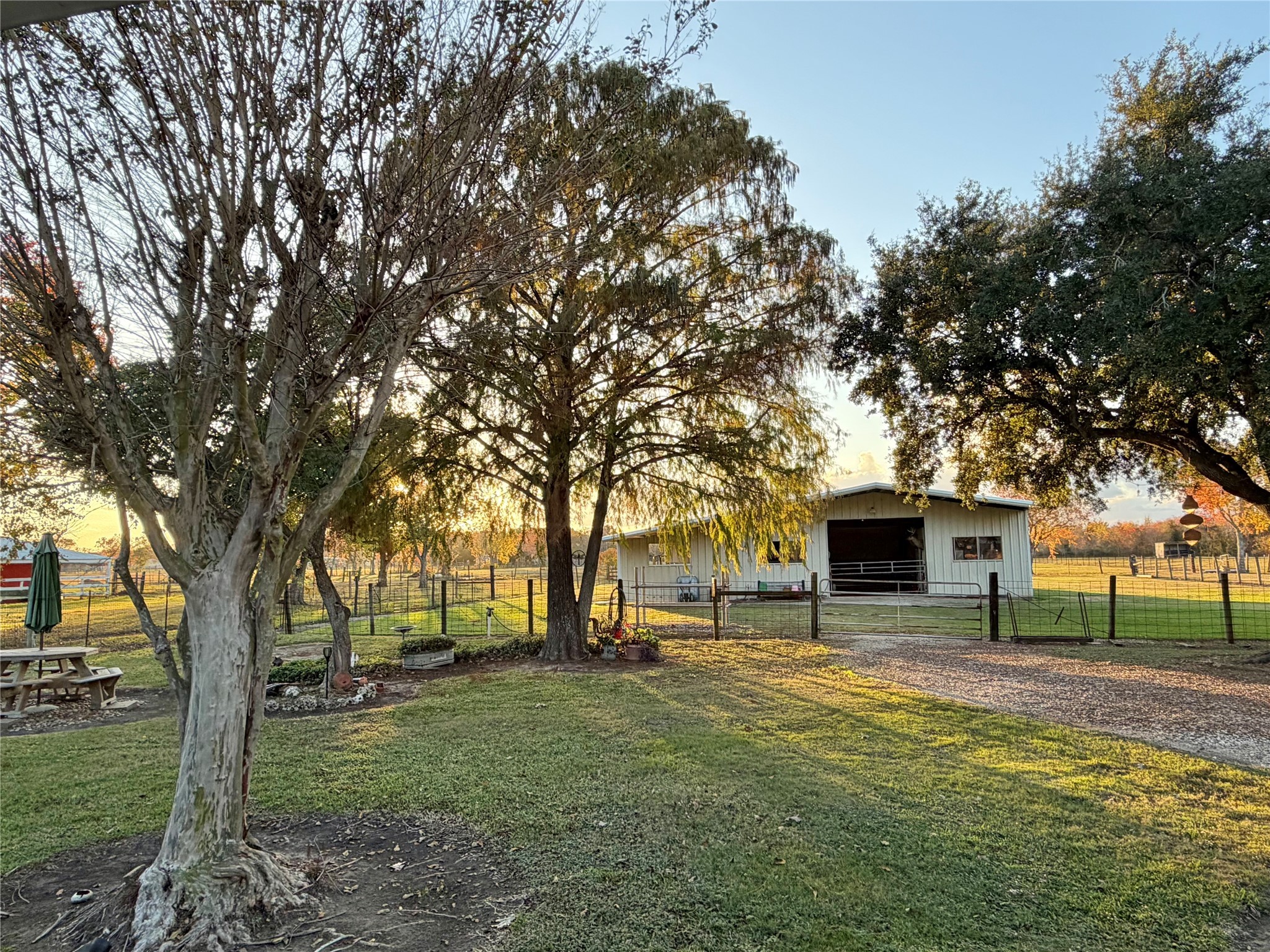 1110 Robinson Road La Porte, TX 77571 - Photo 33 of 41
