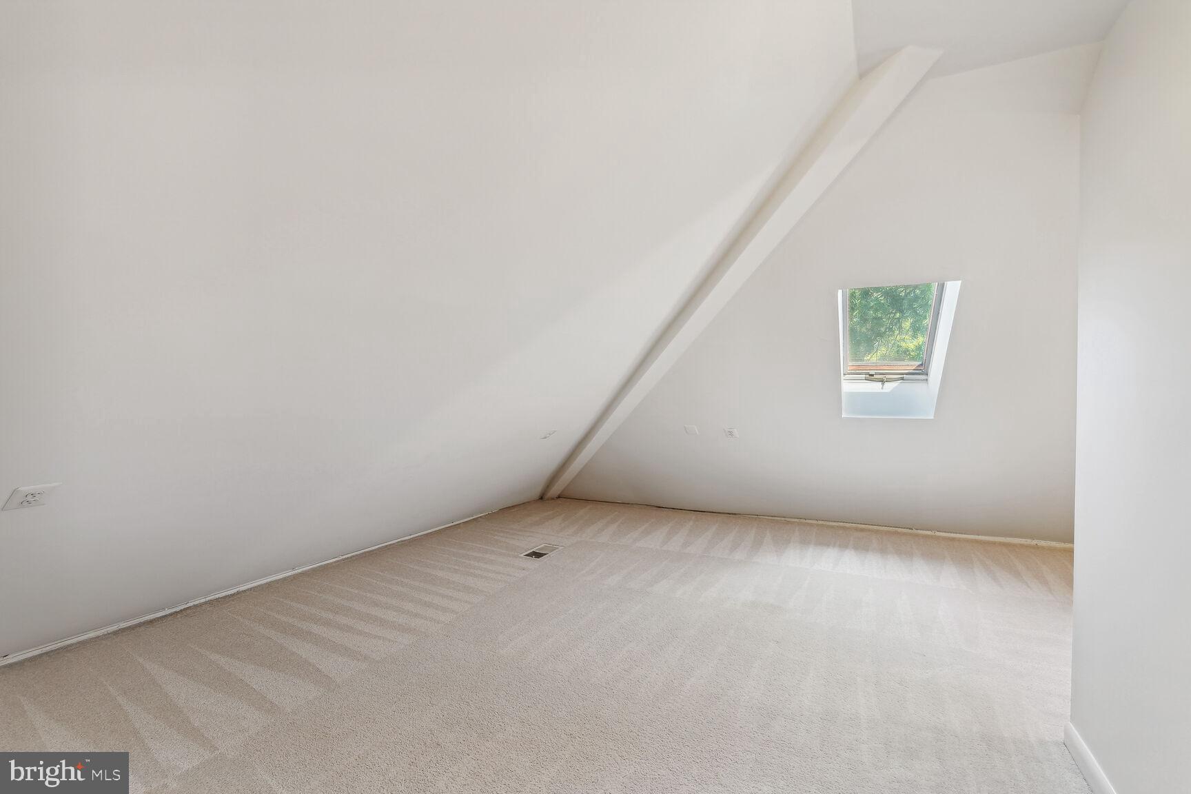 691 West Glebe Road Alexandria, VA 22305 - Photo 24 of 29 4th Bedroom or office or play space on upper level