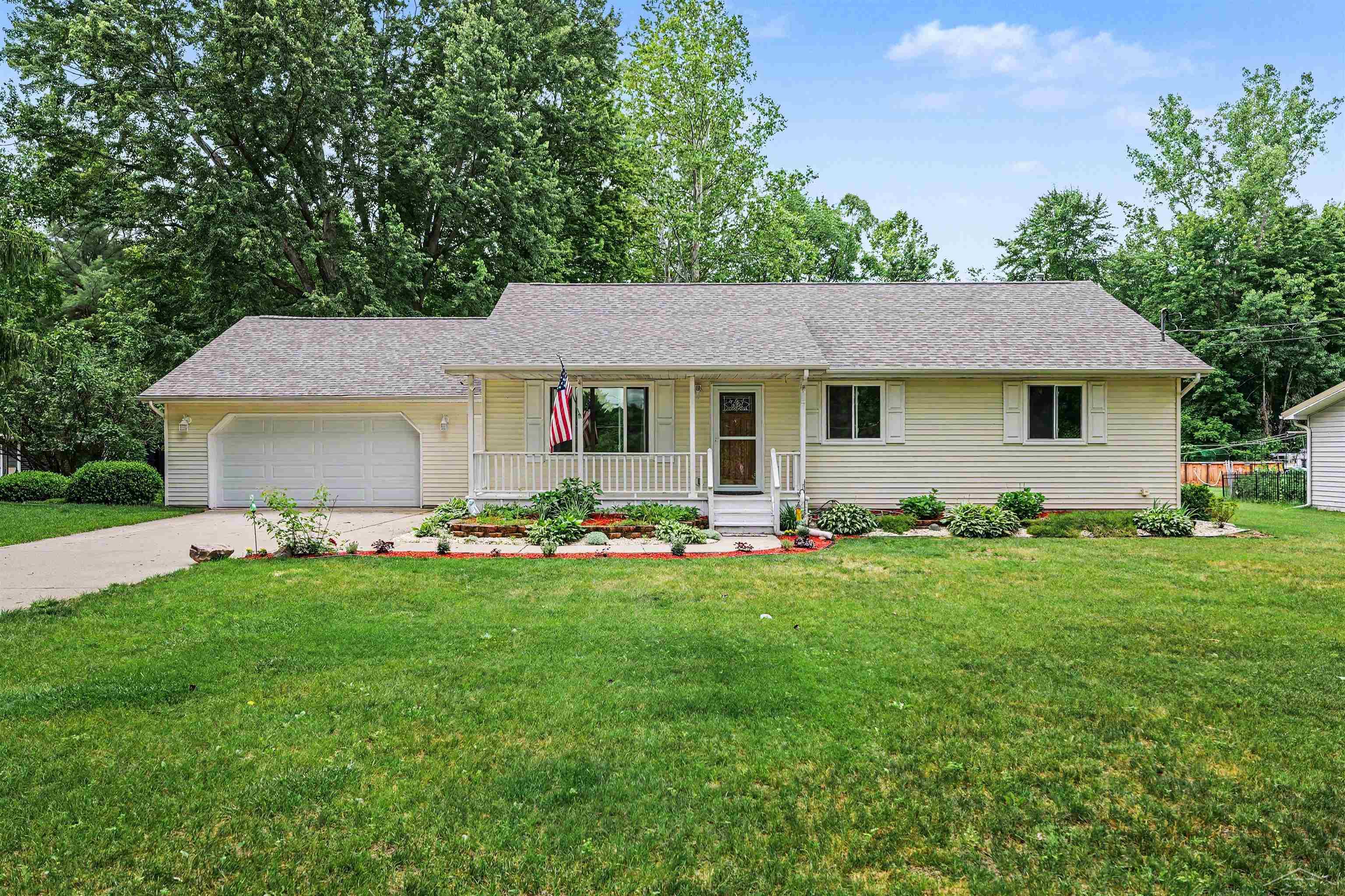 2440 Busch Road Birch Run, MI 48415 - Photo 2 of 26