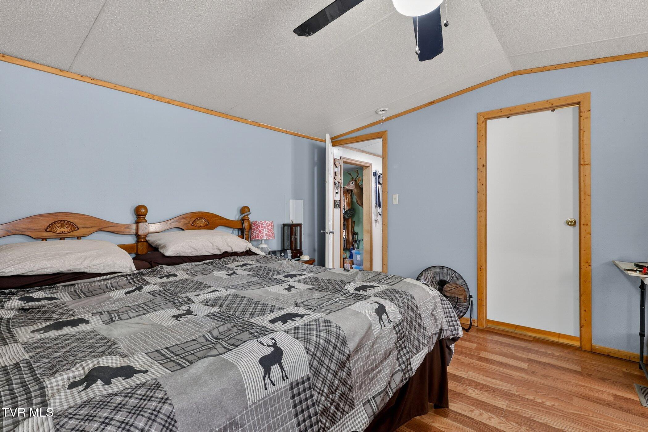 393 Meadow Creek Road Bristol, TN 37620 - Photo 14 of 41 393-Meadow-Creek-Rd-WindowStill-Real-Est