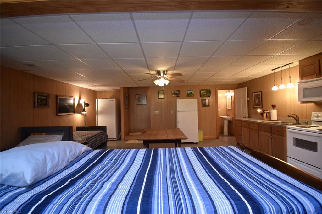 1725 Somers Road Ronda, NC 28670 - Photo 40 of 49 Gallery Image 40