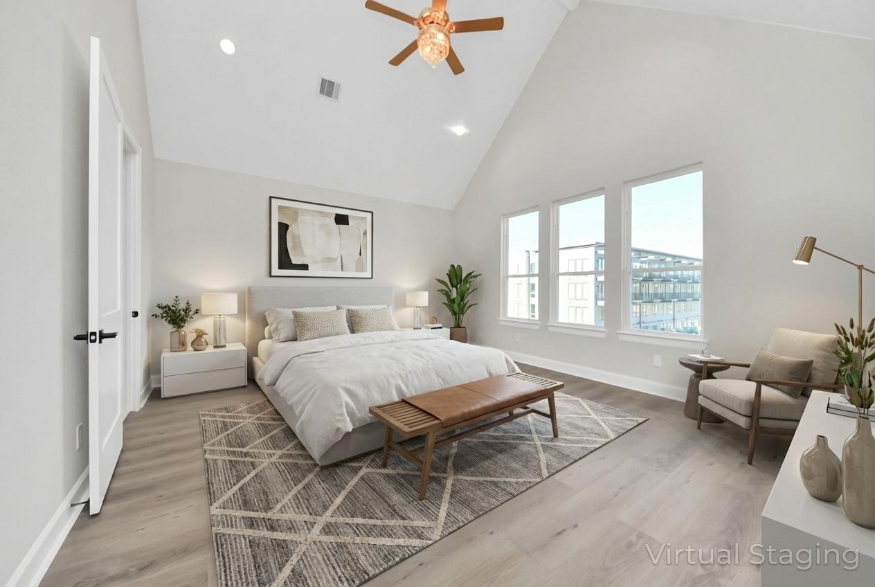 1605 Sylvester Road Houston, TX 77009 - Photo 12 of 15 Primary Bd. 3rd floor