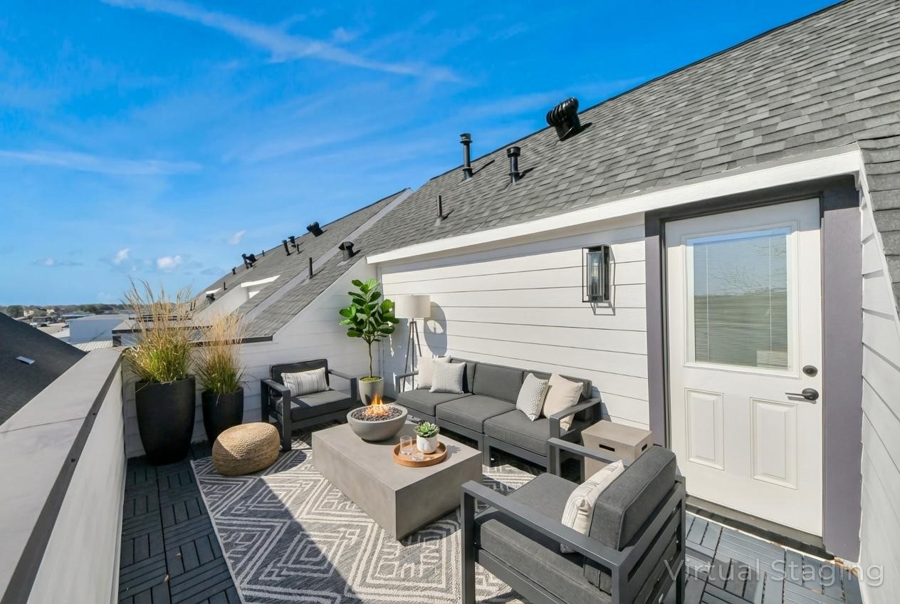 1605 Sylvester Road Houston, TX 77009 - Photo 15 of 15 Rooftop terrace 3rd floor