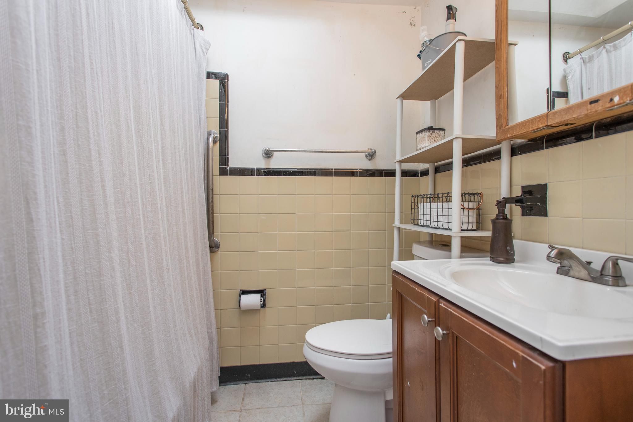 446 Rively Avenue Collingdale, PA 19023 - Photo 18 of 25 Gallery Image 18