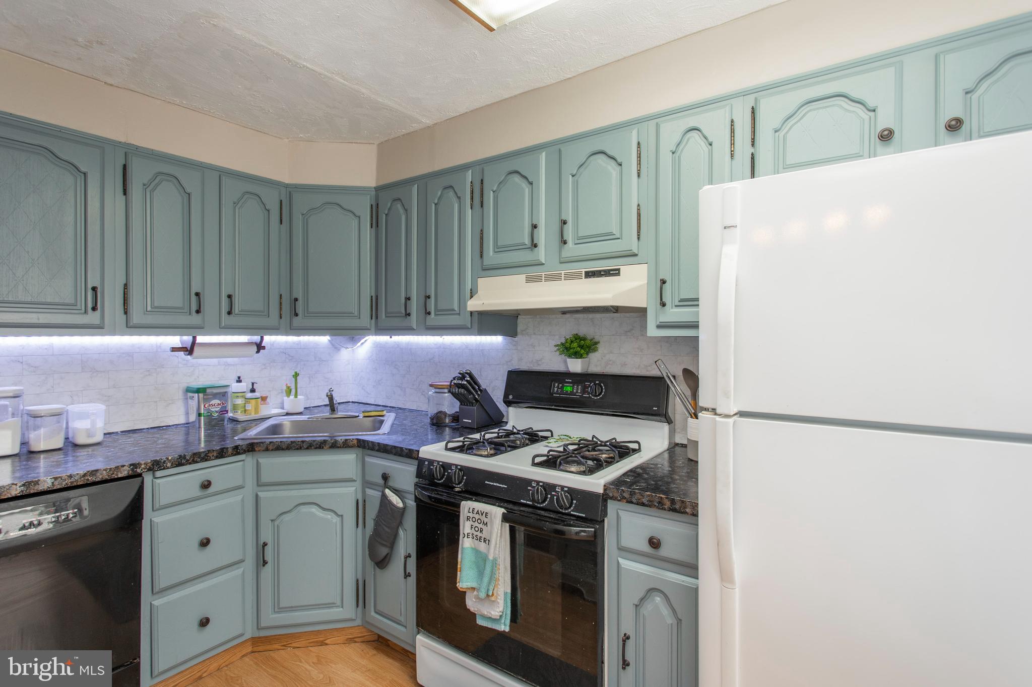 446 Rively Avenue Collingdale, PA 19023 - Photo 10 of 25 Gallery Image 10