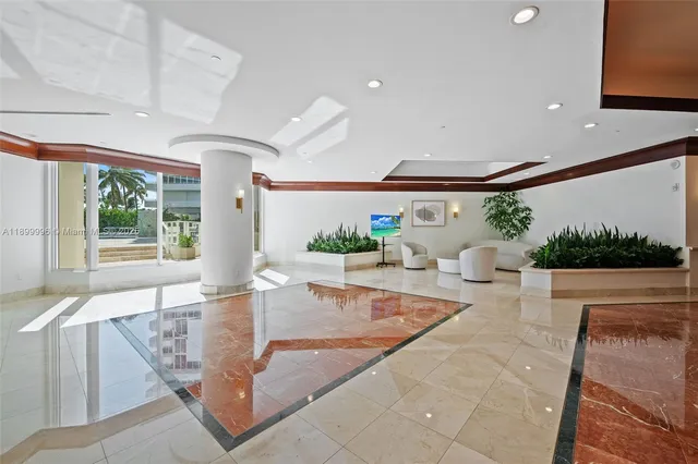 $8,500 | 8925 Collins Avenue, Unit 9J, Surfside, FL 33154