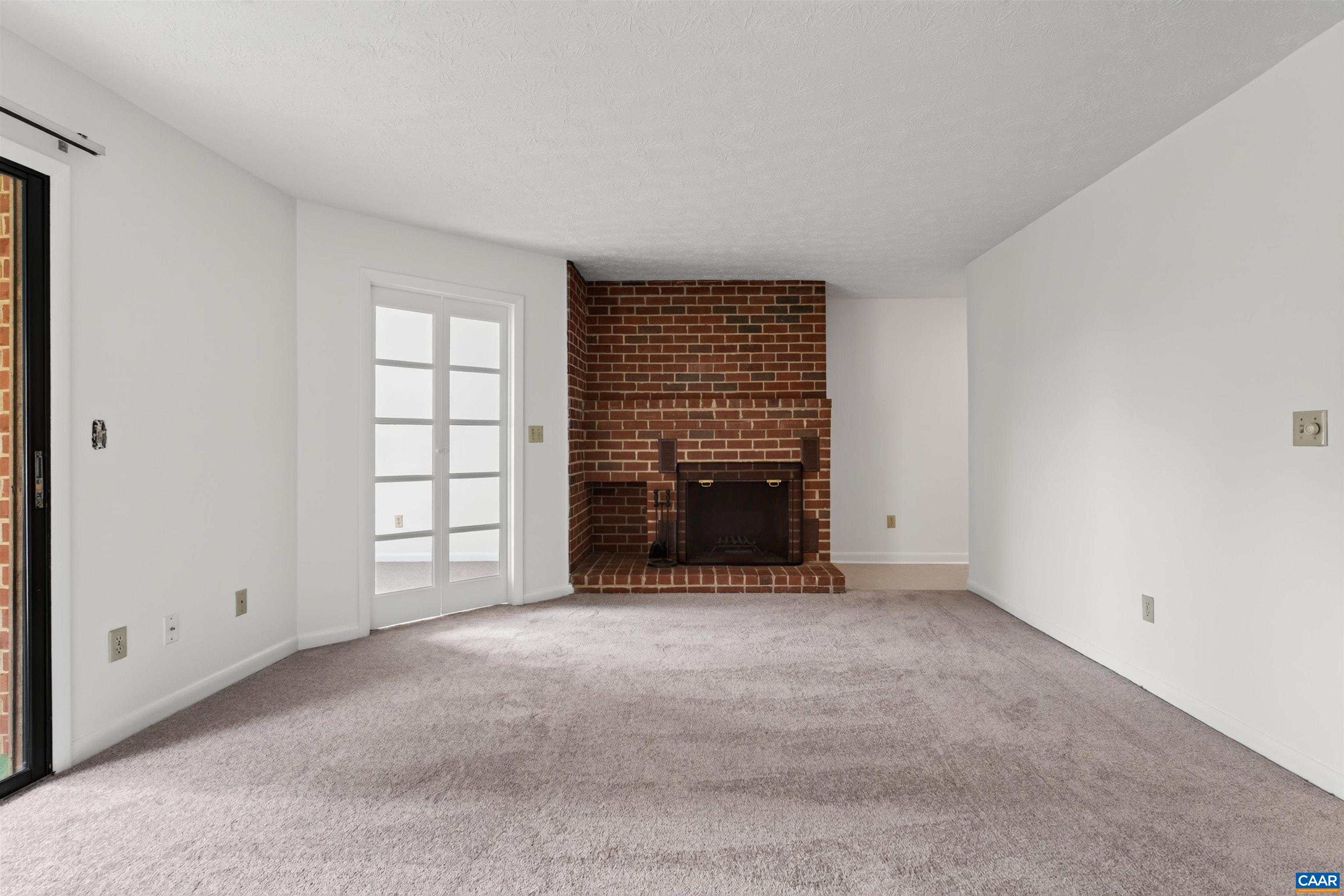 128 Turtle Creek Road, Unit 6 Charlottesville, VA 22901 - Photo 7 of 40 Gallery Image 7
