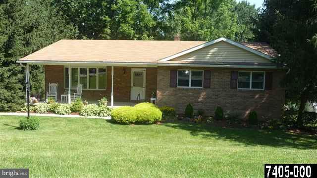 29 Manor Road York, PA 17403 - Photo 1 of 1 Gallery Image 1
