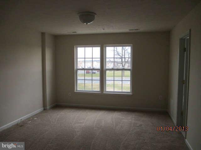868 Lowe Road Baltimore, MD 21220 - Photo 4 of 8 Bedroom (Master)