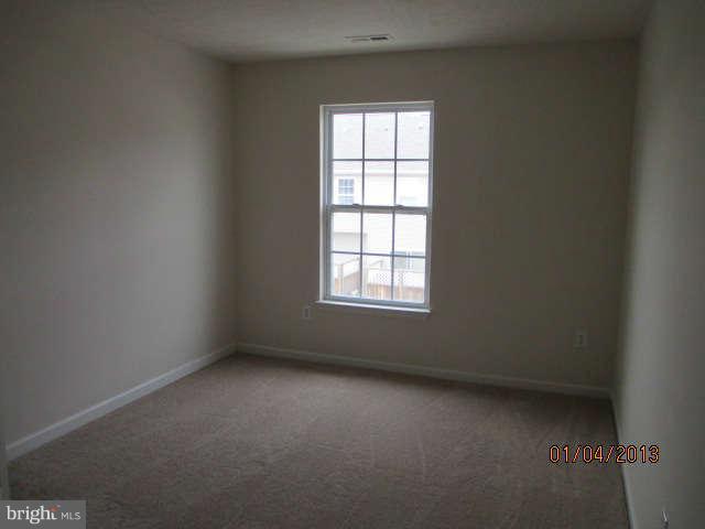 868 Lowe Road Baltimore, MD 21220 - Photo 5 of 8 Bedroom