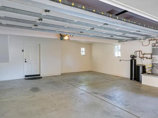 $6,400 | 220 Santa Barbara Street, Unit B, Santa Barbara, CA 93101