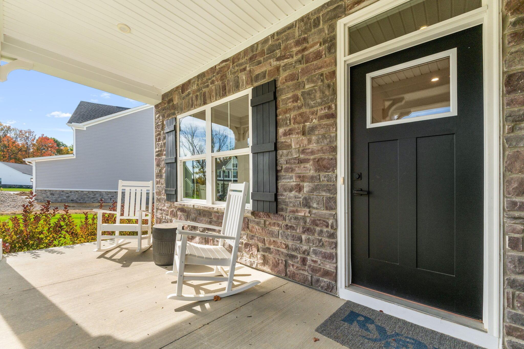 581 Pisa Loop Delaware, OH 43015 - Photo 5 of 85 581 Pisa Loop (Exterior)-6