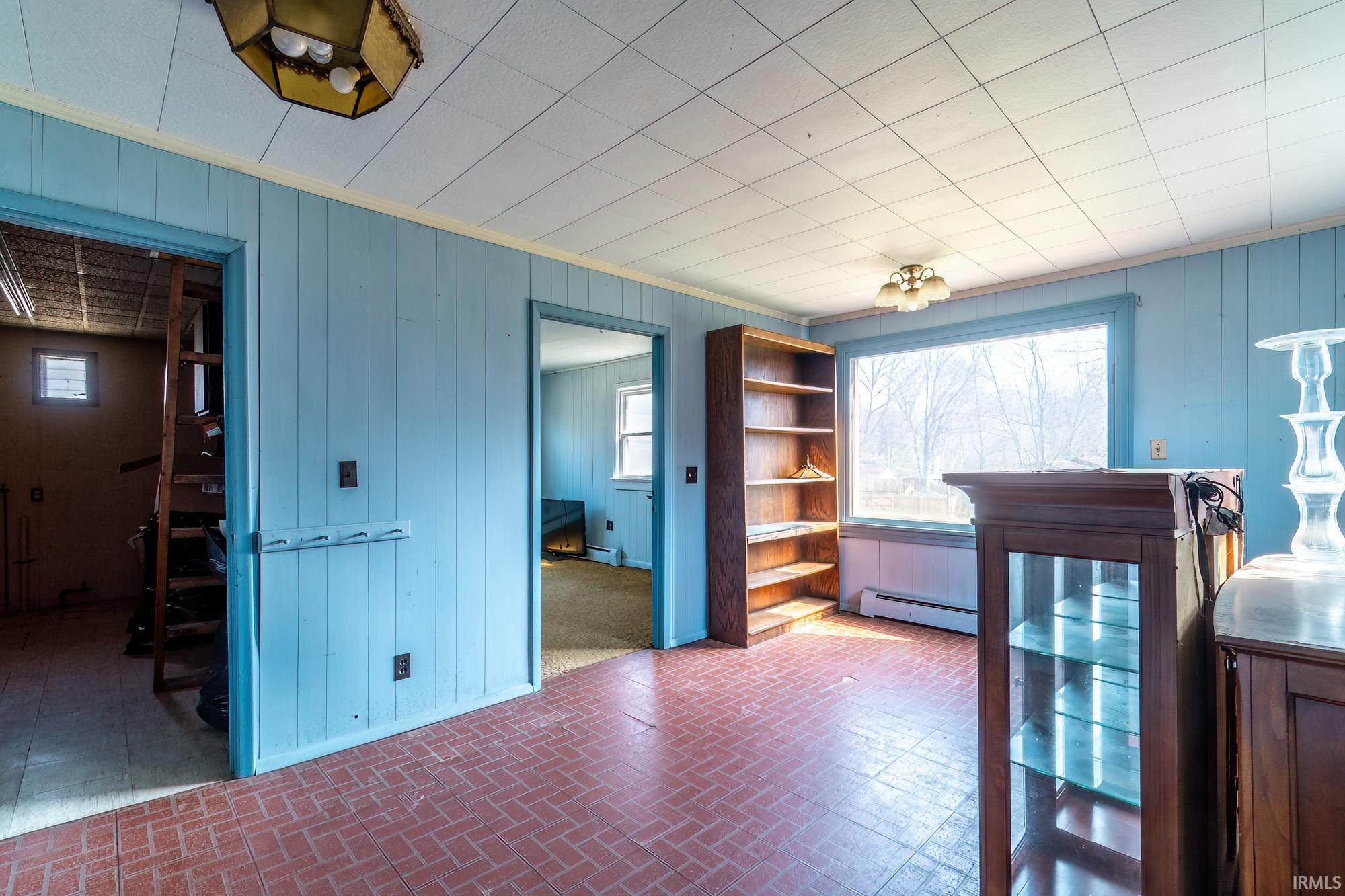 8126 Coldwater Road Fort Wayne, IN 46825 - Photo 10 of 36