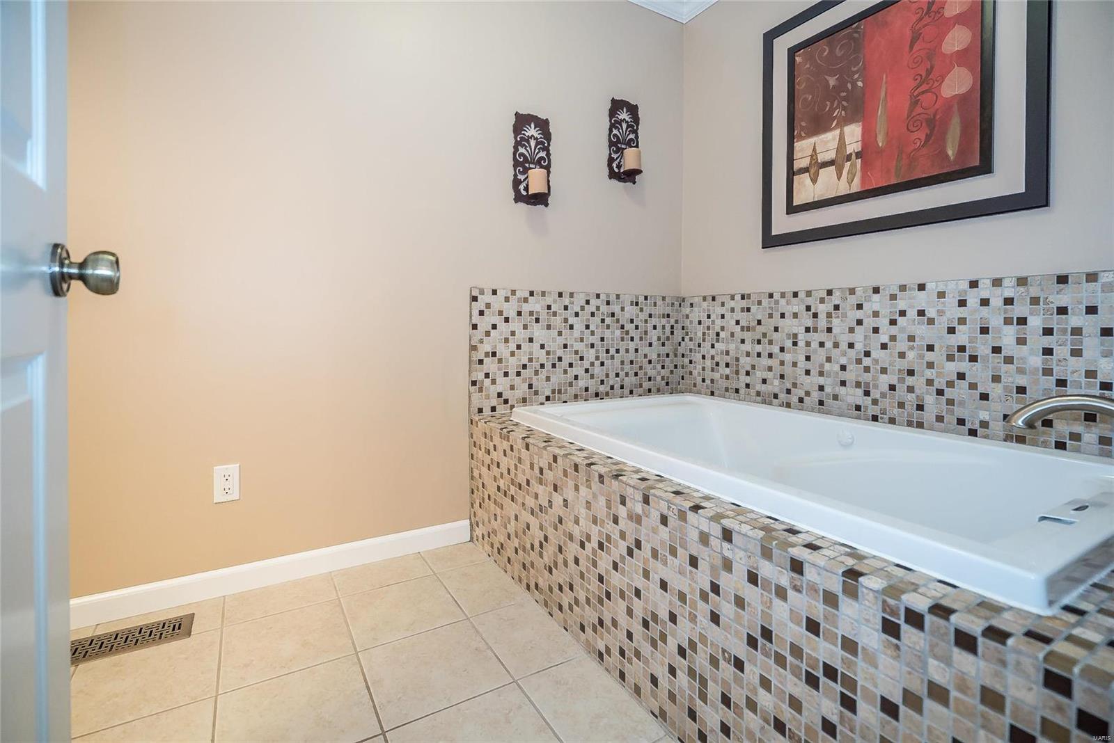 14720 Chermoore Drive Chesterfield, MO 63017 - Photo 21 of 46