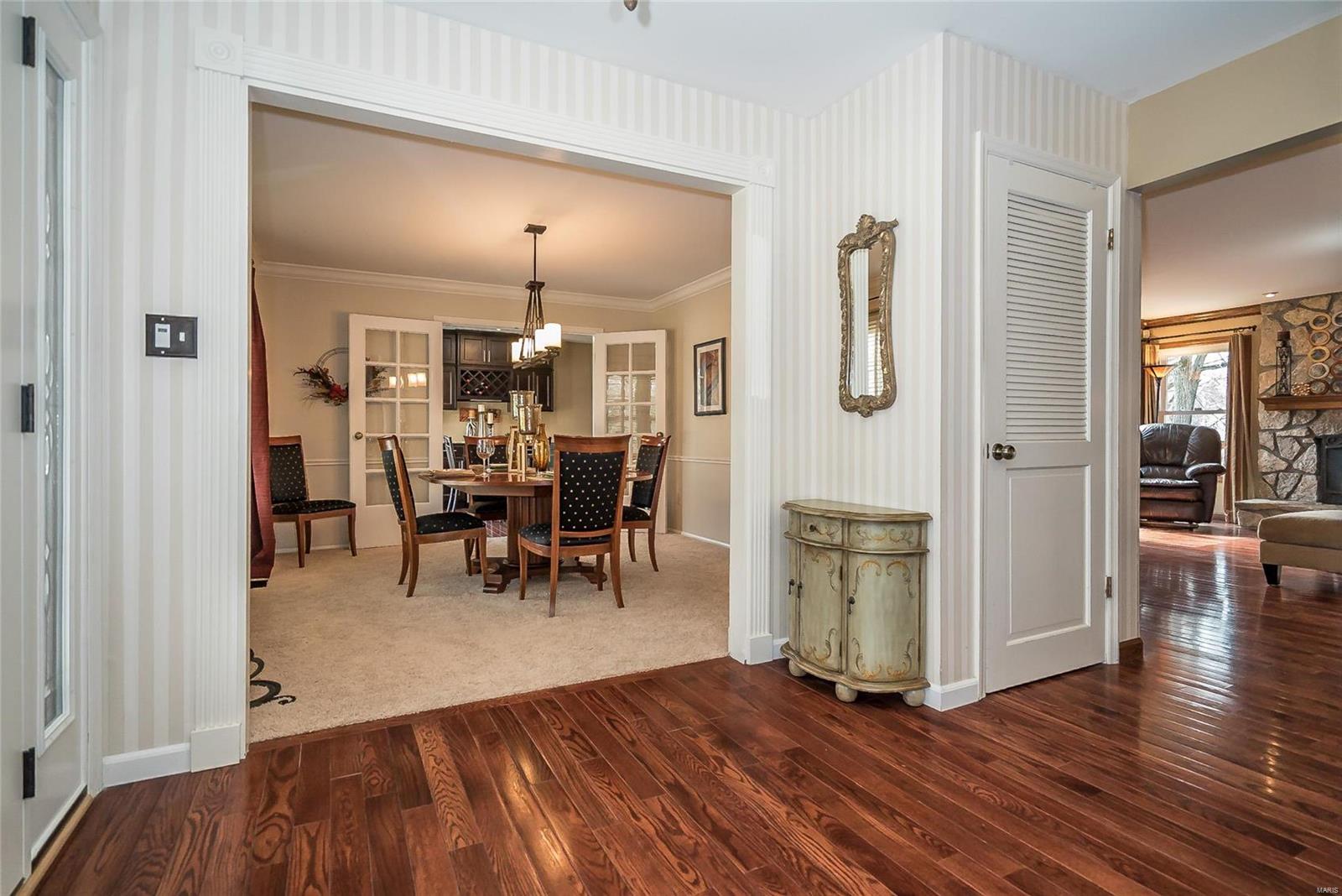 14720 Chermoore Drive Chesterfield, MO 63017 - Photo 4 of 46