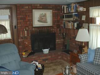 718 Springdell Road King of Prussia, PA 19406 - Photo 2 of 6 Gallery Image 2
