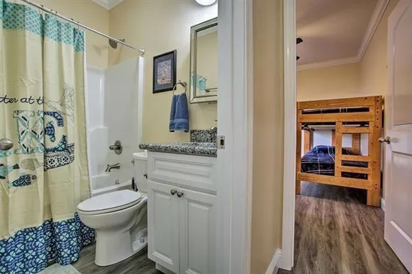 $2,500 | 272 Lakeview Drive, Unit B, Slidell, LA 70458
