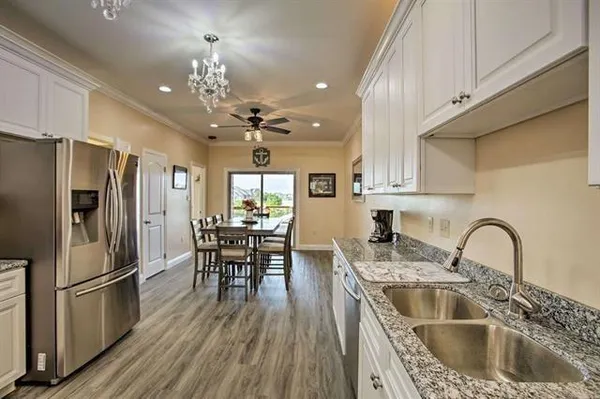 $2,500 | 272 Lakeview Drive, Unit B, Slidell, LA 70458