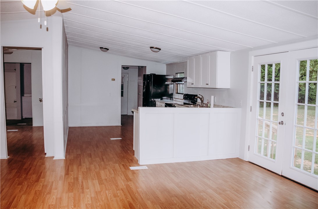 103 Marett Road Westminster, SC 29693 - Photo 3 of 11 Gallery Image 3