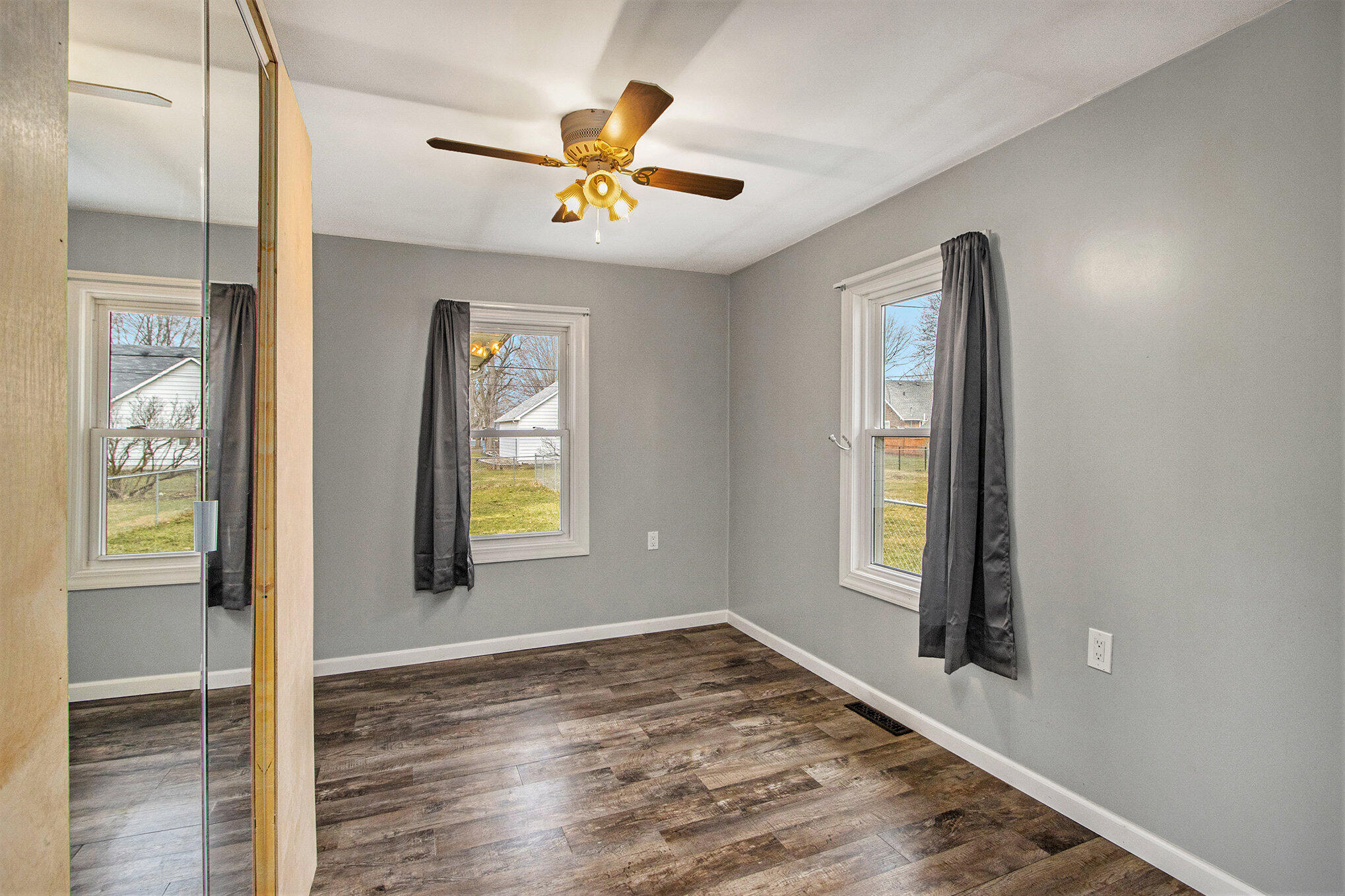 633 South Hooker Avenue Three Rivers, MI 49093 - Photo 13 of 18 013_633shooker_22