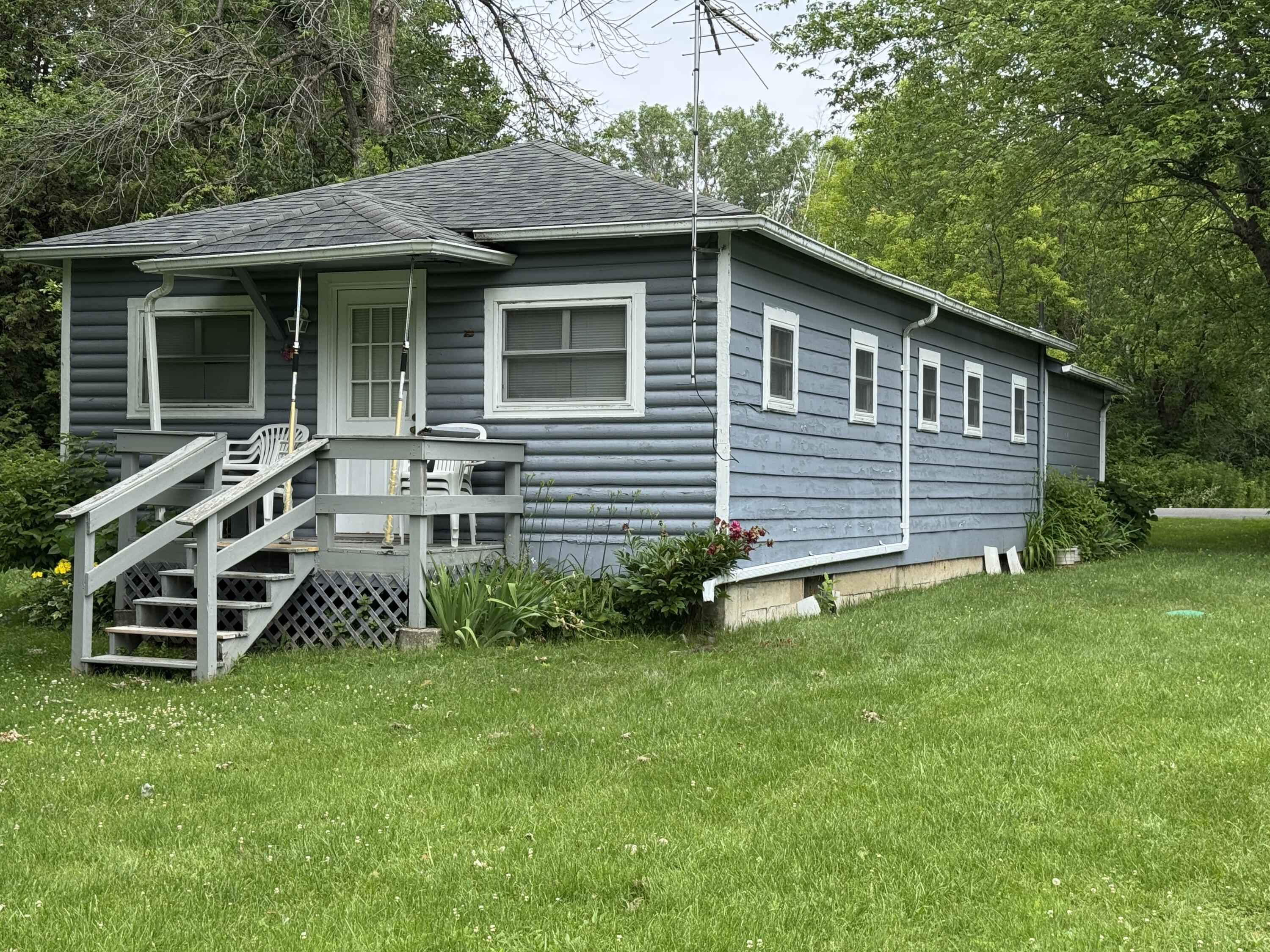 32 Jefferson Road Plattsburgh, NY 12901 - Photo 1 of 18
