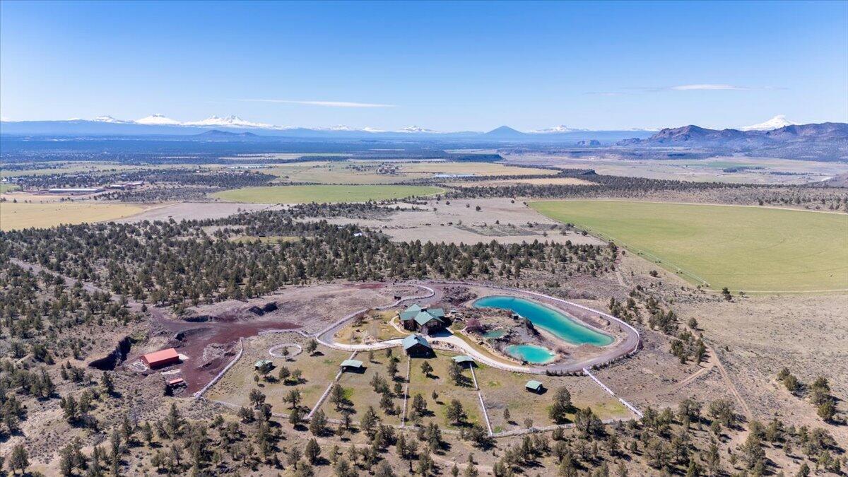 1299 Northwest McDaniel Road Powell Butte, OR 97753 - Photo 52 of 110 122-1299 NW McDaniel Rd, Powell Butte-12