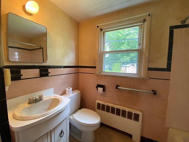 78 Farnum Road Warwick, RI 02888 - Photo 9 of 14
