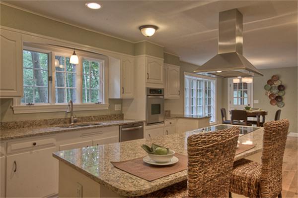 9 Chandler Road Andover, MA 01810 - Photo 2 of 21 Gallery Image 2