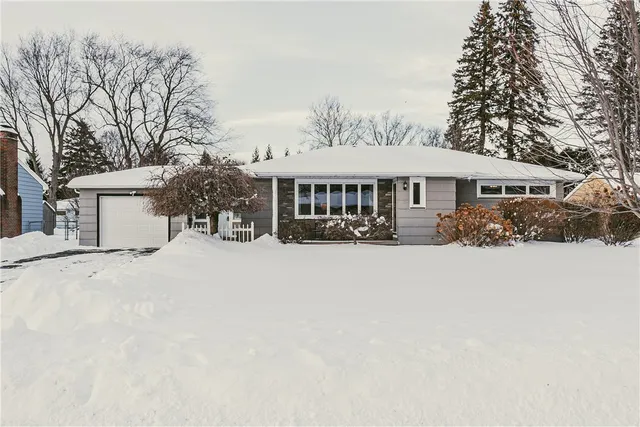 $199,900 | 48 Willowen Drive, Irondequoit, NY 14609