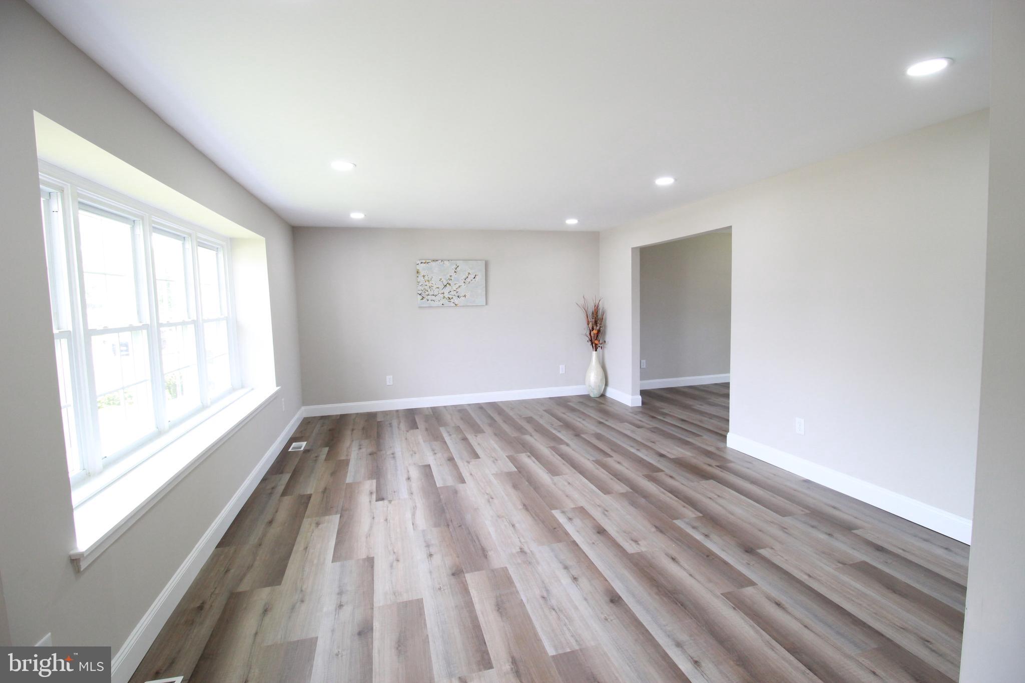 114 Coopers Kill Road Delran, NJ 08075 - Photo 6 of 33