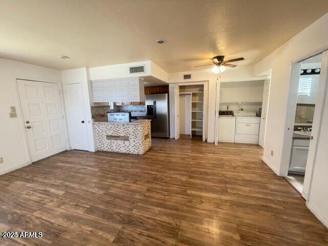 16225 North 30th Street, Unit 9 Phoenix, AZ 85032 - Photo 13 of 19 a view of a kitchen with refrigerator and window