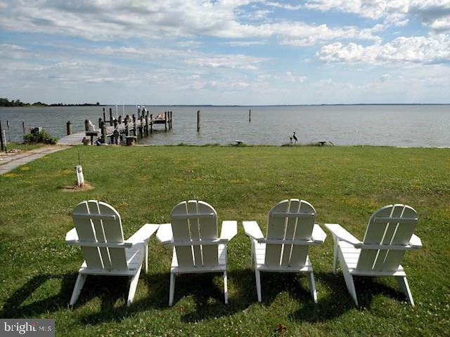 1024 River Point Road Cambridge, MD 21613 - Photo 3 of 8 Relax and enjoy the view.
