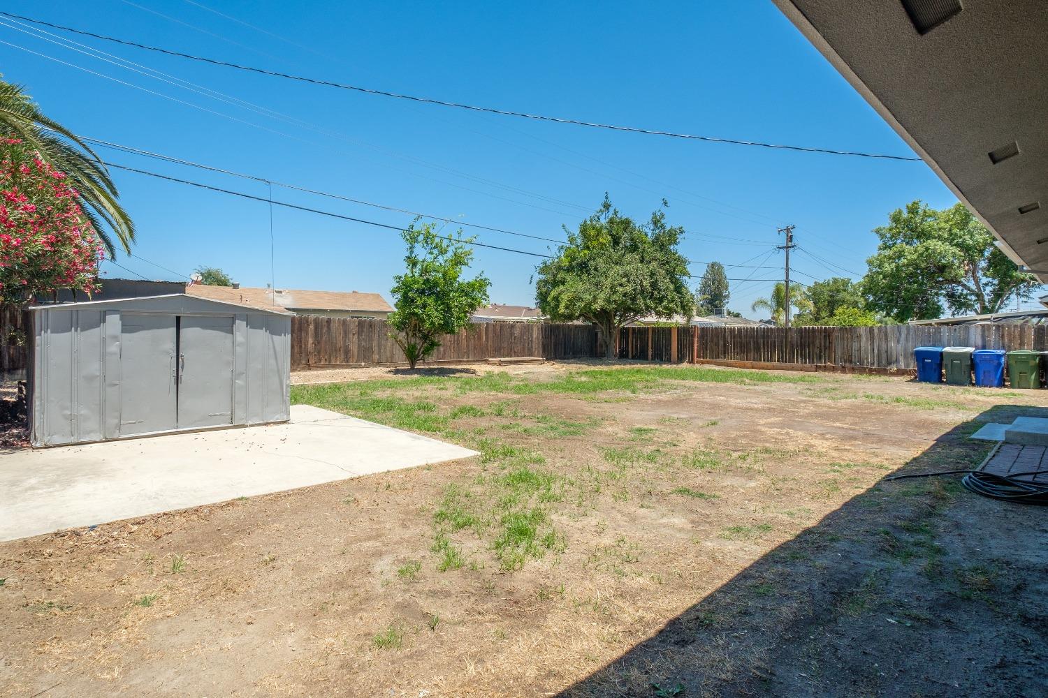 194 West Spring Lane Lemoore, CA 93245 - Photo 12 of 15