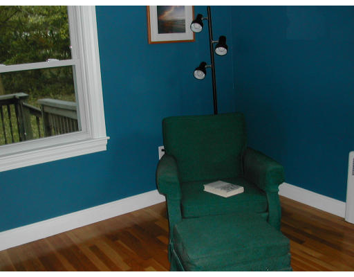 17 Dunstan Road Chelmsford, MA 01824 - Photo 7 of 13 Gallery Image 7