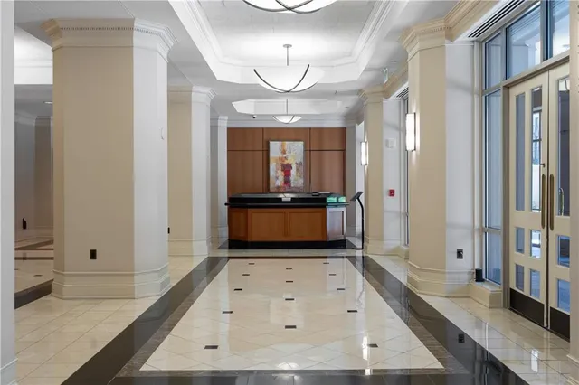 $875,000 | 3475 Oak Valley Road Northeast, Unit 2820, Atlanta, GA 30326