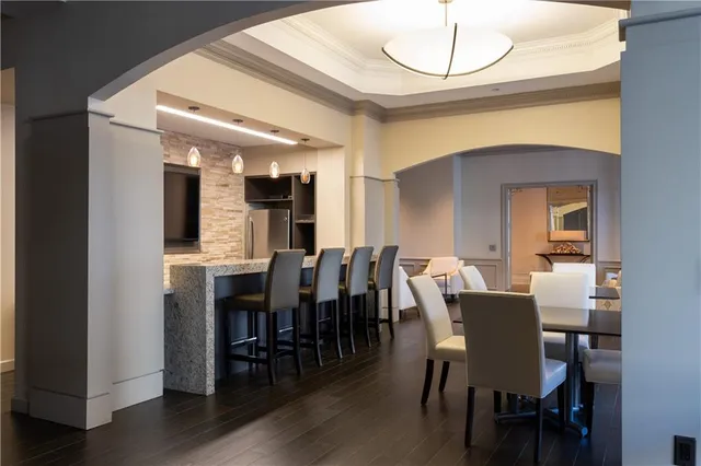 $875,000 | 3475 Oak Valley Road Northeast, Unit 2820, Atlanta, GA 30326