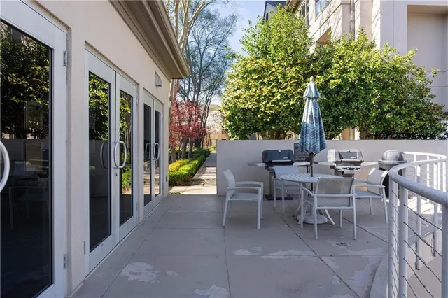 $875,000 | 3475 Oak Valley Road Northeast, Unit 2820, Atlanta, GA 30326