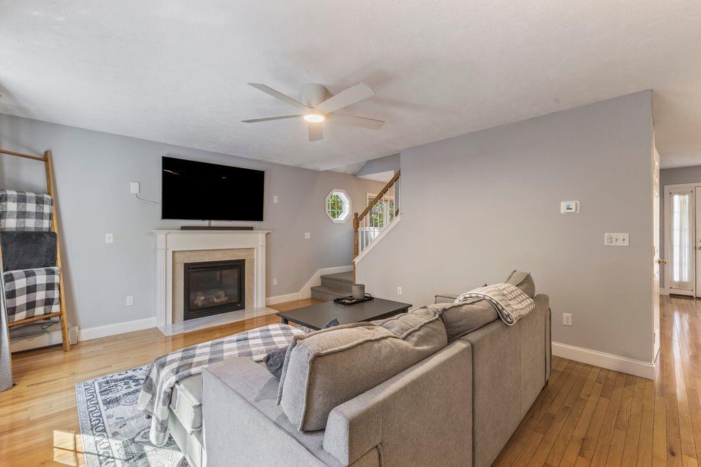 50 Winslow Road, Unit B Gorham, ME 04038 - Photo 19 of 37 Livingroom