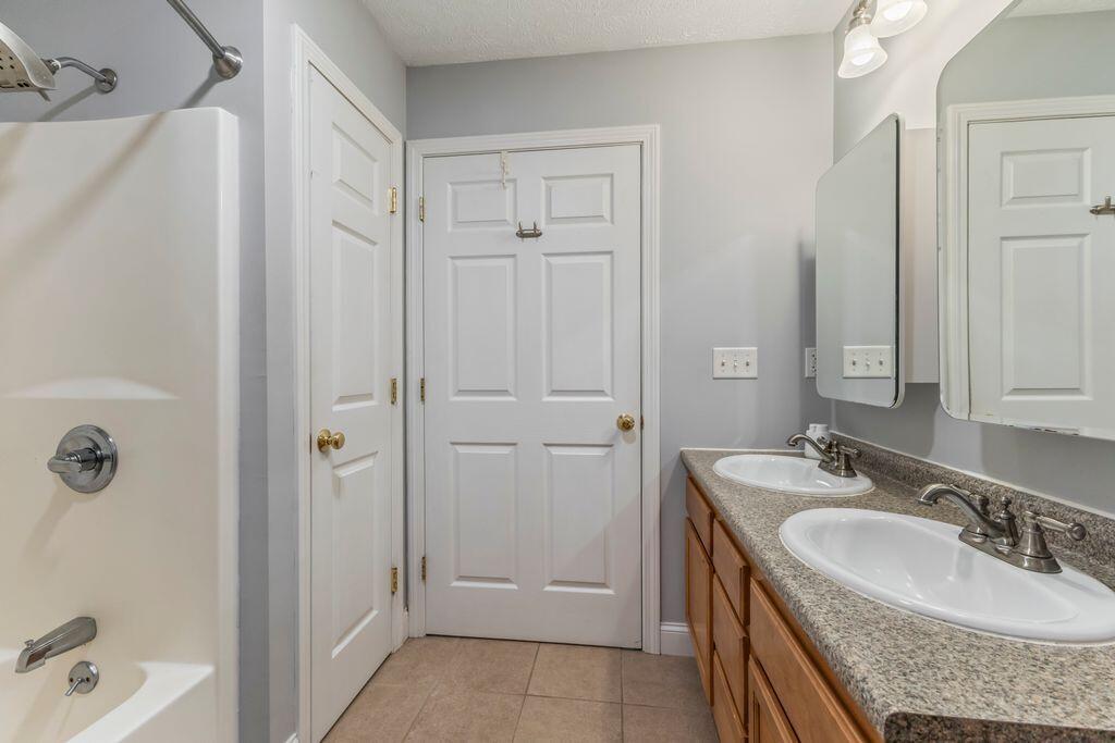 50 Winslow Road, Unit B Gorham, ME 04038 - Photo 25 of 37 First Floor Bathroom