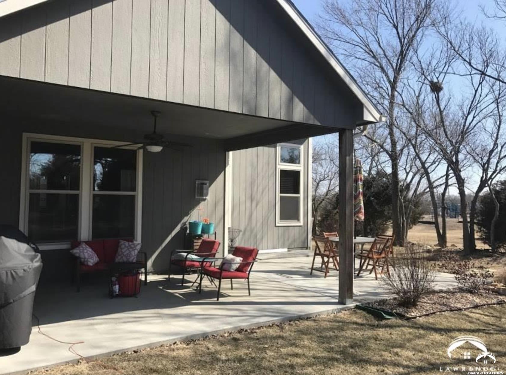 1013 Diamondhead Drive Lawrence, KS 66049 - Photo 4 of 15