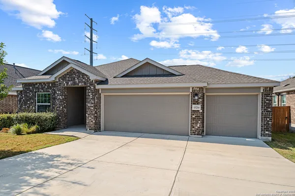 $2,200 | 15214 Counterpoint, San Antonio, TX 78245