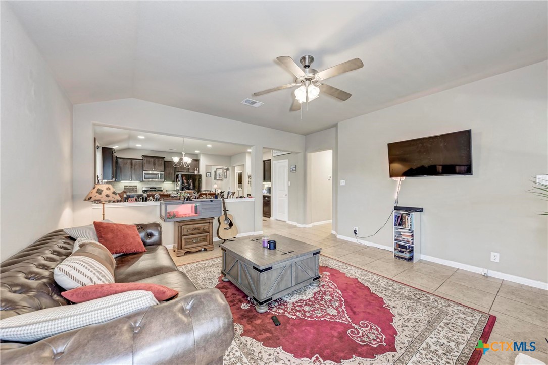 700 Cortona Cove Georgetown, TX 78628 - Photo 15 of 46 Living room