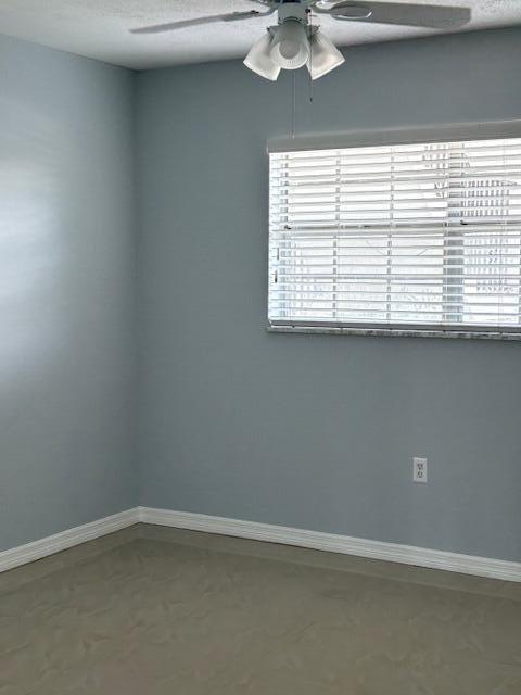 2936 Lake Shore Drive, Unit 101 Riviera Beach, FL 33404 - Photo 13 of 37 IMG_1642