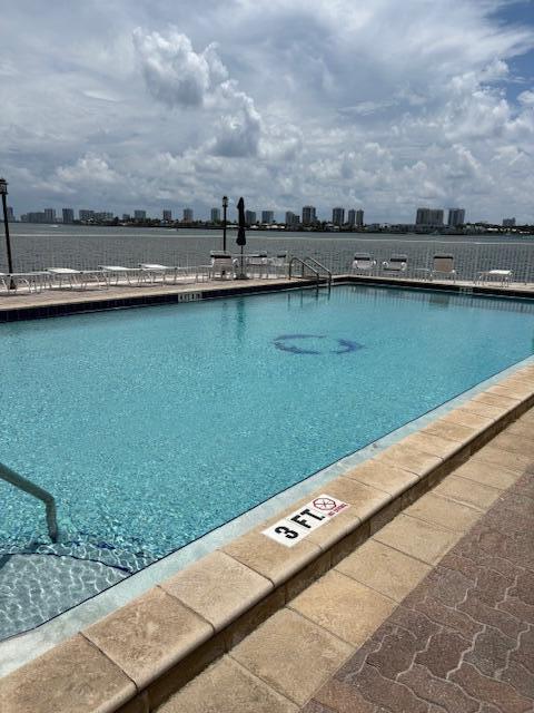 2936 Lake Shore Drive, Unit 101 Riviera Beach, FL 33404 - Photo 35 of 37 IMG_1662